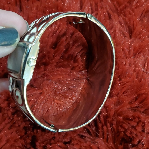 Bebe cuff patterned bracelet watch - Picture 3 of 5